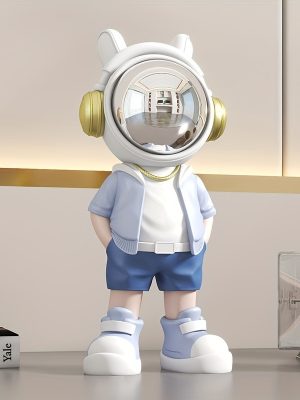 Astronaut Statue & Home Collection Ornament