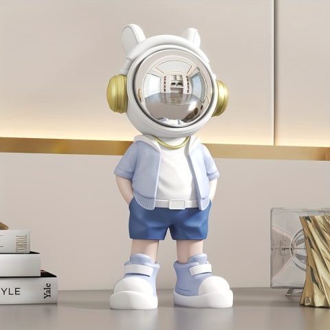 Astronaut Statue & Home Collection Ornament