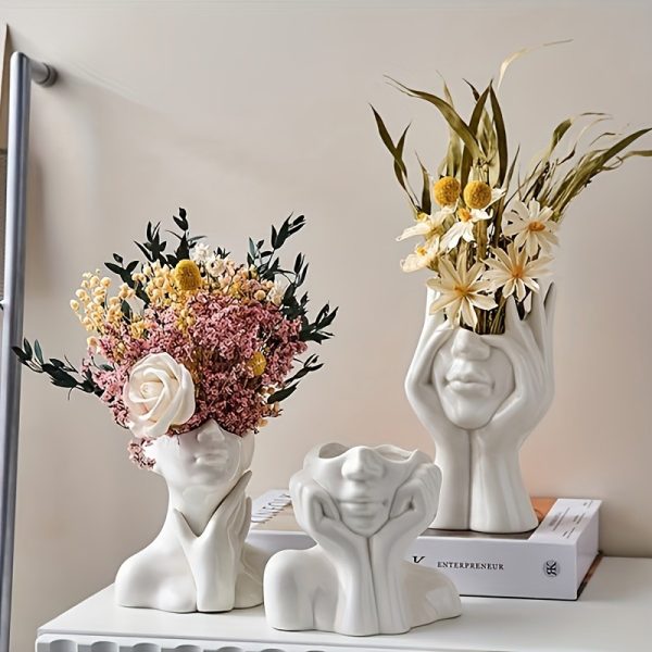 Character art ornaments, exquisite desktop bouquet decorations