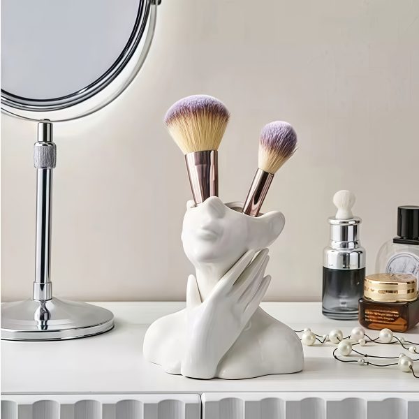 Character art ornaments, exquisite desktop bouquet decorations
