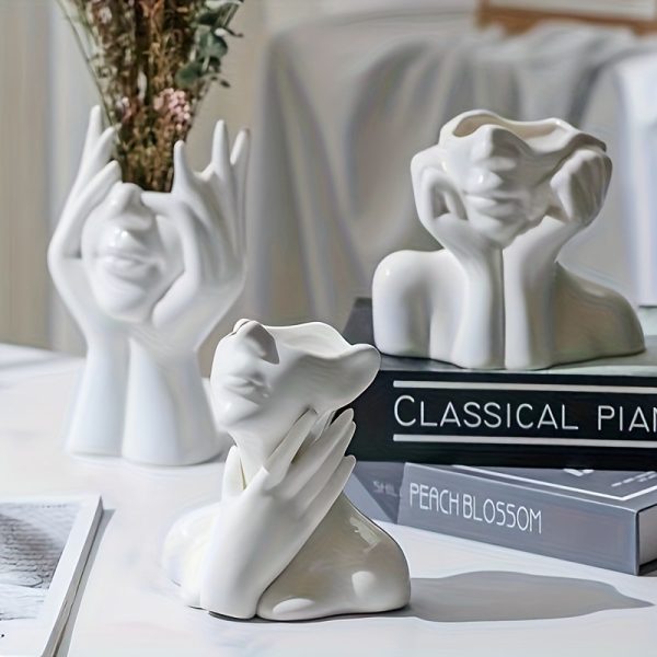 Character art ornaments, exquisite desktop bouquet decorations