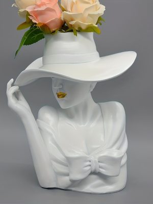 Simple Goddess Flower Arrangement Resin Ornament