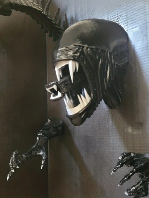 Alien demon monster decoration horror art statue