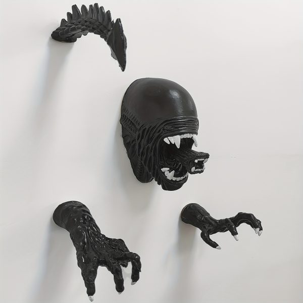Alien demon monster decoration horror art statue
